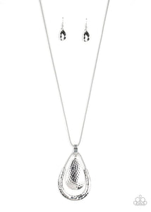 Texture Trekker Silver Urban Necklace