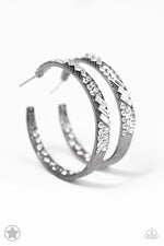 Load image into Gallery viewer, Glitzy By Association Earrings
