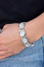Load image into Gallery viewer, Muster Up The Luster Bracelet
