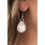 Load image into Gallery viewer, Show Stopping Shimmer White Necklace
