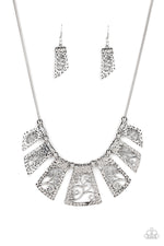 Load image into Gallery viewer, Vintage Vineyard Necklace
