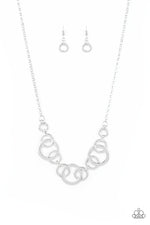 Load image into Gallery viewer, Going In Circles Necklace
