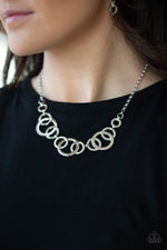 Load image into Gallery viewer, Going In Circles Necklace
