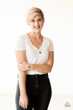 Load image into Gallery viewer, Babe - alicious Bracelets
