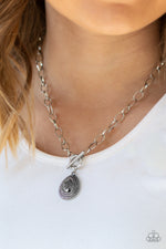 Load image into Gallery viewer, Sheen Queen Necklace
